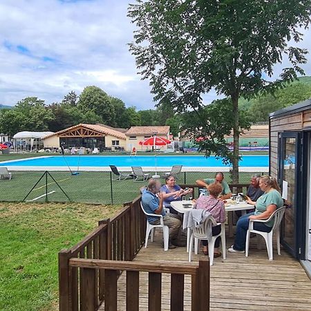 Camping Le Pre Cathare Lavelanet Exterior photo
